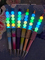 Load image into Gallery viewer, Glow in the Dark Diamond Painting Drill Pen
